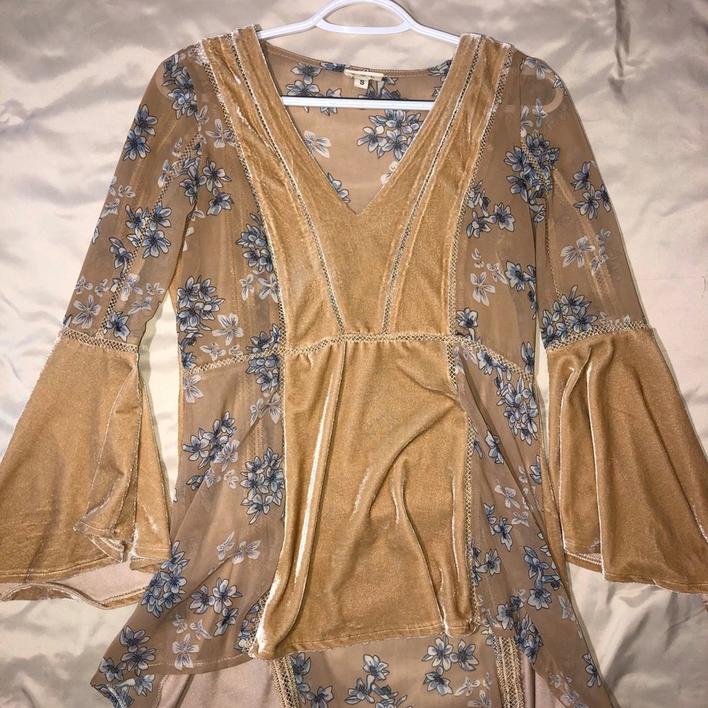 Woman’s blouse